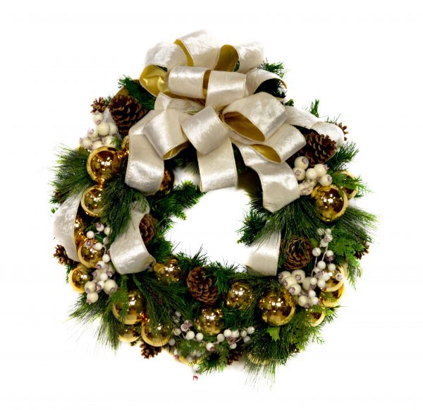 Creative Displays 27in Evergreen Wreath