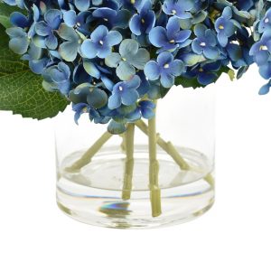 Hydrangea Bouquet in a Glass Vase - Image 4