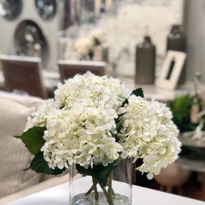 Hydrangea Arrangement in Glass Vase - Image 2